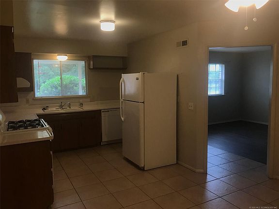 3rd image of 1590 S 67th East Ave