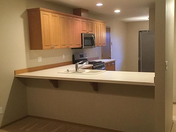 3rd image of 1313 NW Summer Beach Ln