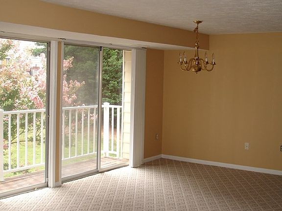 3rd image of 7703 Odonnell Ct