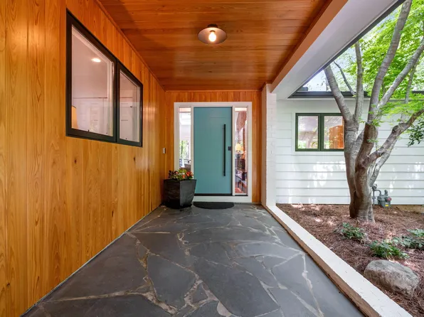 800 Shadylawn Rd, Chapel Hill, NC 27514