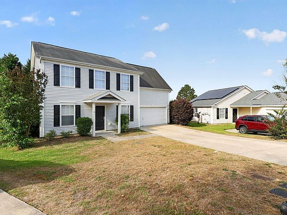 2nd image of 6 Elders Pond Ct