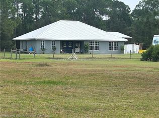 911 Apthorp Ave, Lake Placid, FL 33852