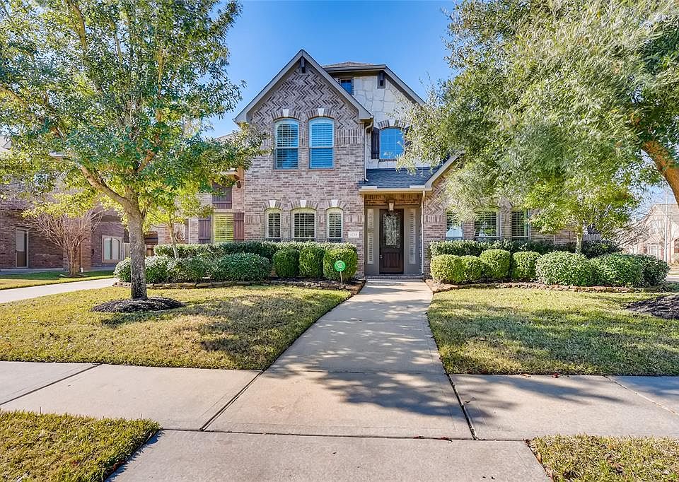 1st image of 8739 Hollow Bay Ln