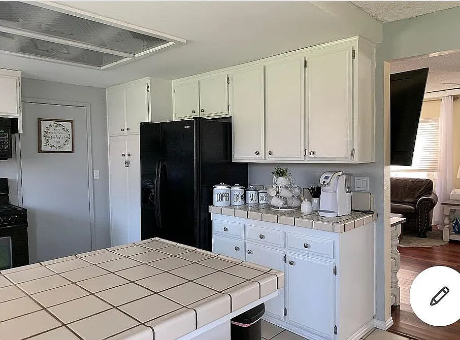 2 bed, 1120 sqft, $2,650 — Photo 2