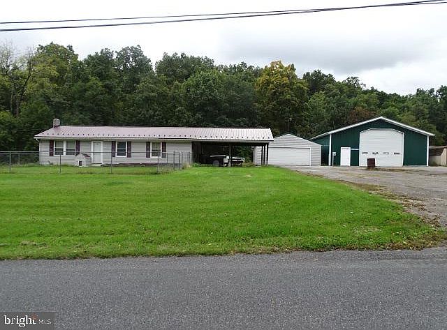 1st image of 4656 Race Track Rd