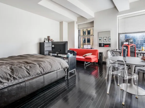 20 Pine Street image 1 of 9