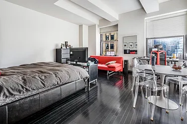 20 Pine Street, #2205