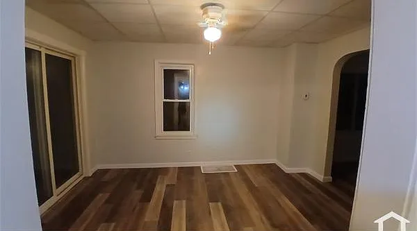 2037 Blades Ave — Photo 29