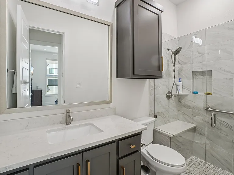 3960 Medio Creek Dr — Photo 13