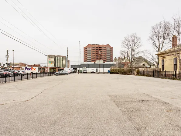 1010/1028 N Delaware St, Indianapolis, IN 46202