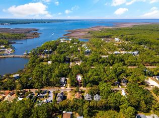 167 N 7th St, Santa Rosa Beach, FL 32459