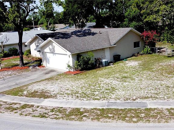 3rd image of 1561 Guinevere Dr