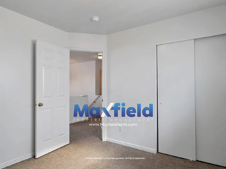 308 E Steep Mountain Dr — Photo 6