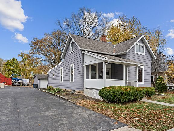 5th image of 166 E Park St