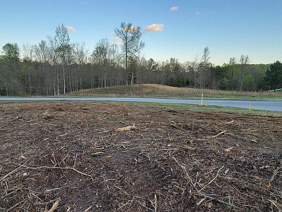 5th image of 308 Caney View Dr