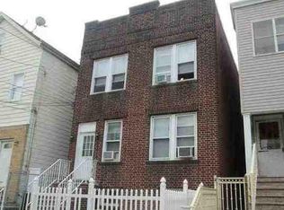 16 W 17th St #2F, Bayonne, NJ 07002