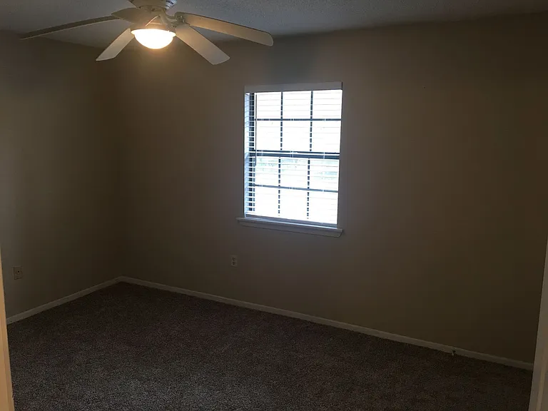 1714 Marilyn Dr — Photo 13