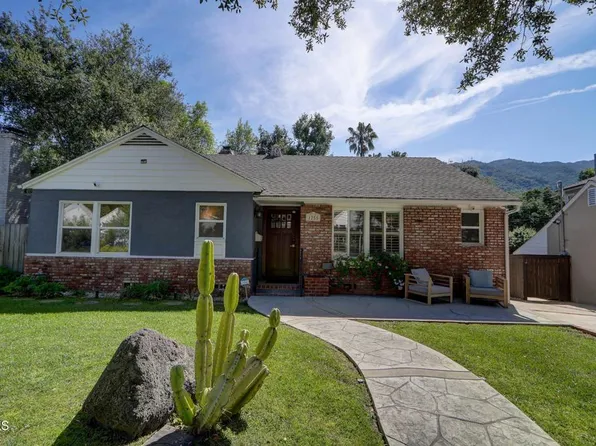 1255 Oak Circle Dr, Glendale, CA 91208