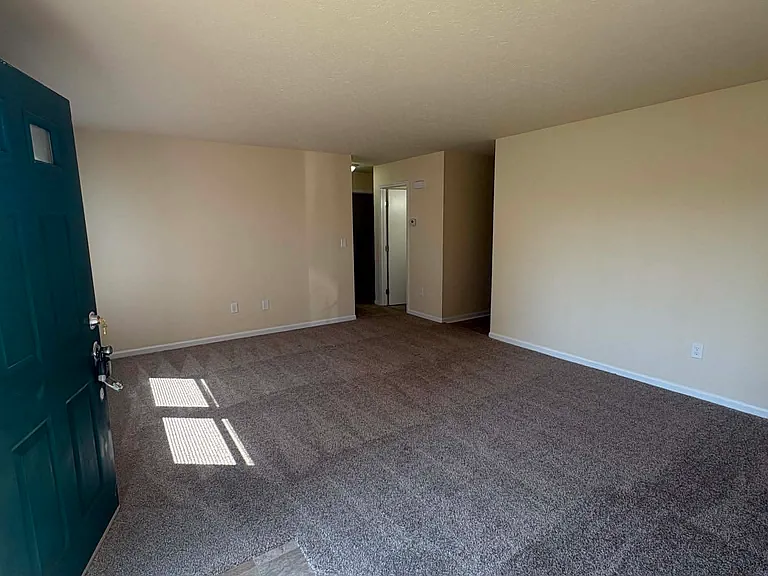 1709 McGregor Ct #A — Photo 2