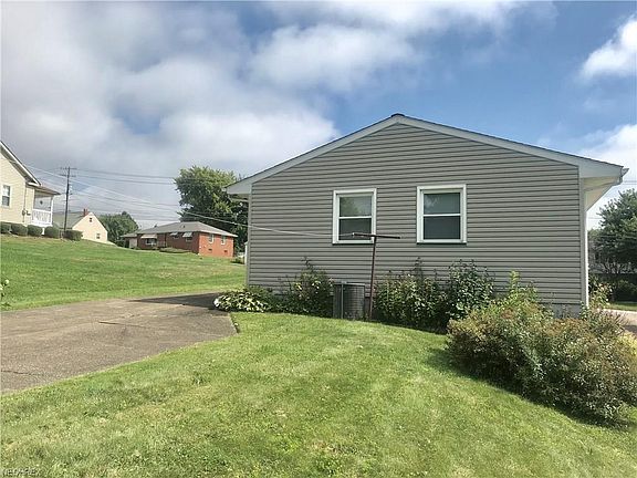 3rd image of 346 6th St