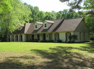 1343 Crisler Rd, Terry, MS 39170