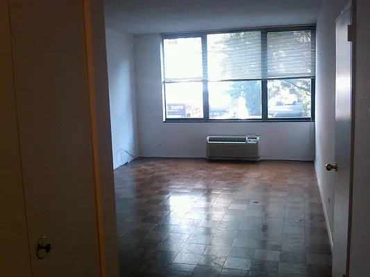 Rented by Realty Operations Group | media 2