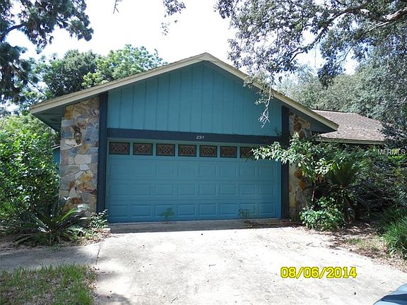2nd image of 2311 Oak Dr