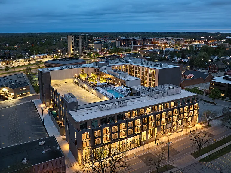 Birmingham Pointe — Photo 30