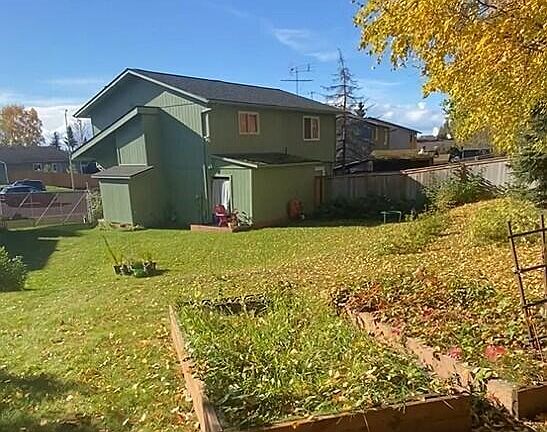 3rd image of 10037 Thimble Berry Dr