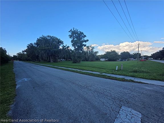 3rd image of 5th St