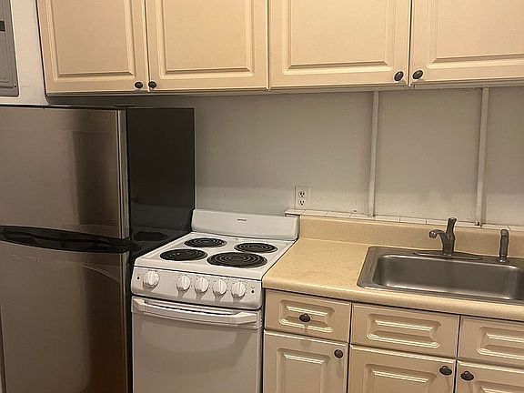 5th image of 352 E 91st St APT 18