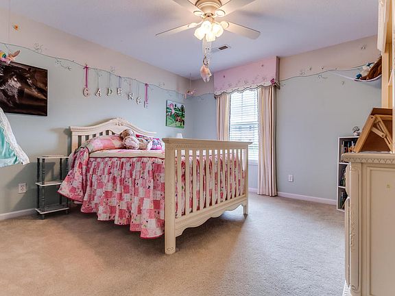 4th image of 8612 Abraham Ln
