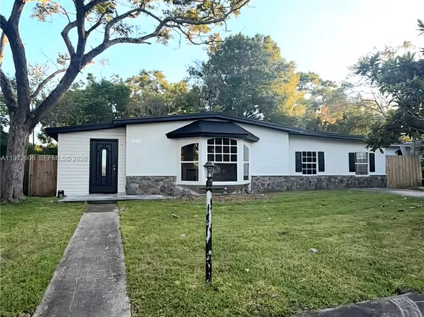 1467 Renton St, Deltona, FL 32725