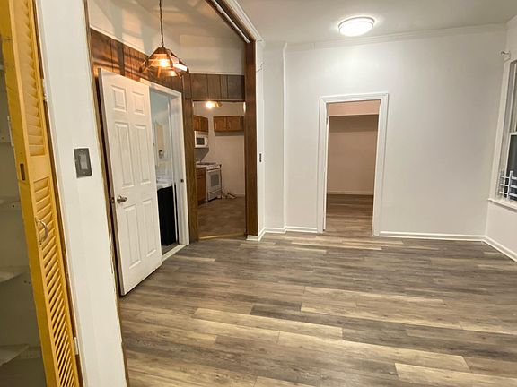 2nd image of 631 Mead St
