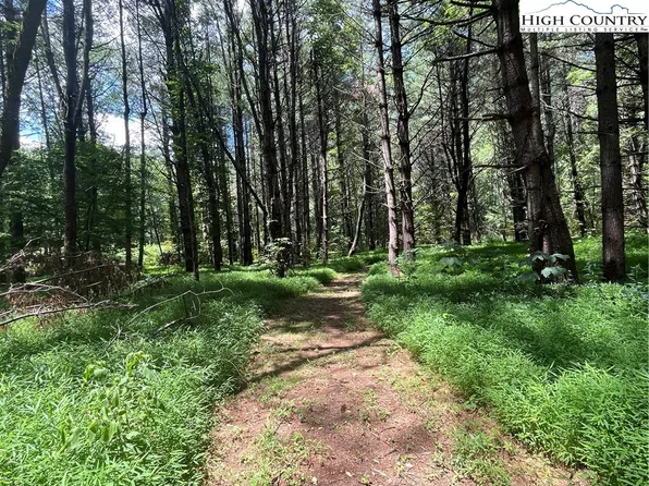 LOT 8 Rivers Edge Drive, Boone, NC 28607