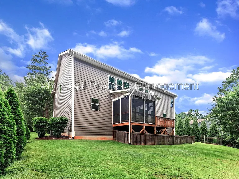 8313 Henderson Rd — Photo 51