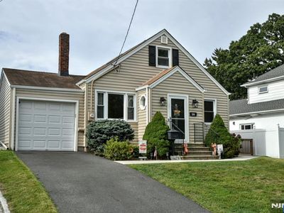 104 Hamilton Ave, Hasbrouck Heights, NJ, 07604