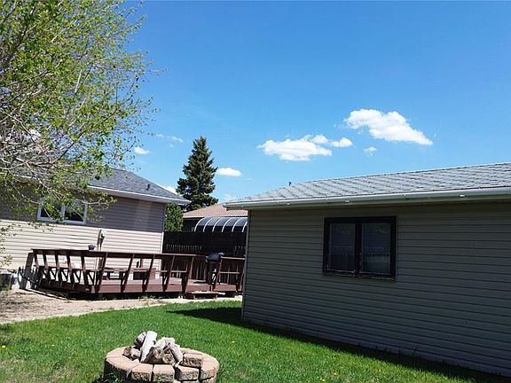 2nd image of 80 Morrison DRIVE