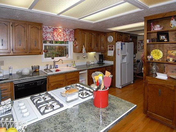 Island Kitchen