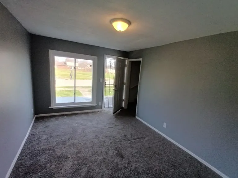 4080 Isabelle St — Photo 6