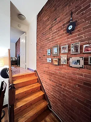 Rented by City Connections Realty | media 9
