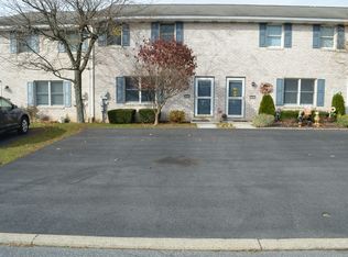 97 Lee Ann Ct, Enola, PA 17025