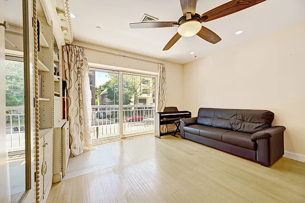 Sold by Ilite Realty Inc | media 3