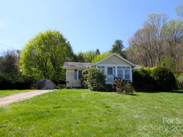 1484 Camp Branch Rd, Waynesville, NC 28786