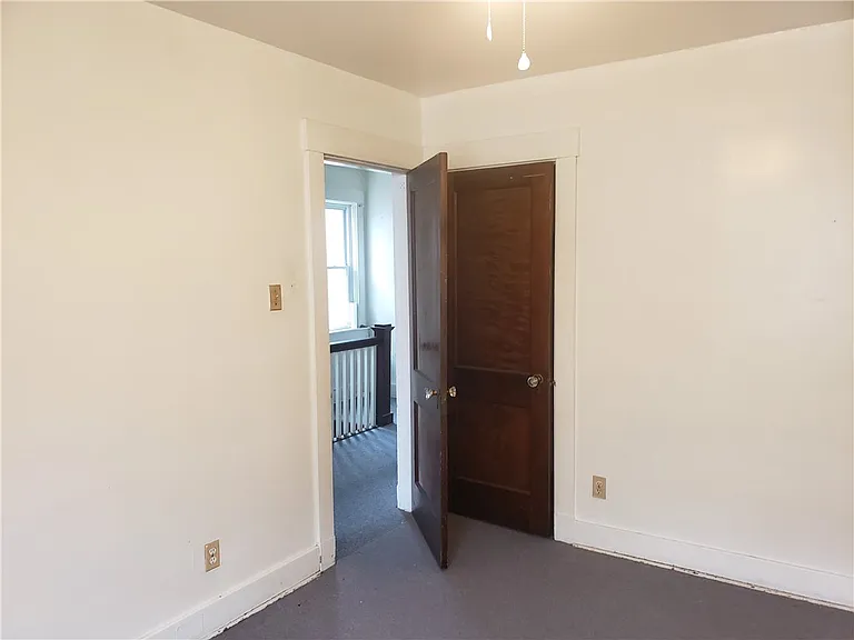 350 Coltart Ave #2 — Photo 6