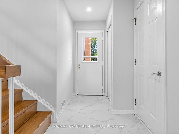2nd image of 25 Grand Pl