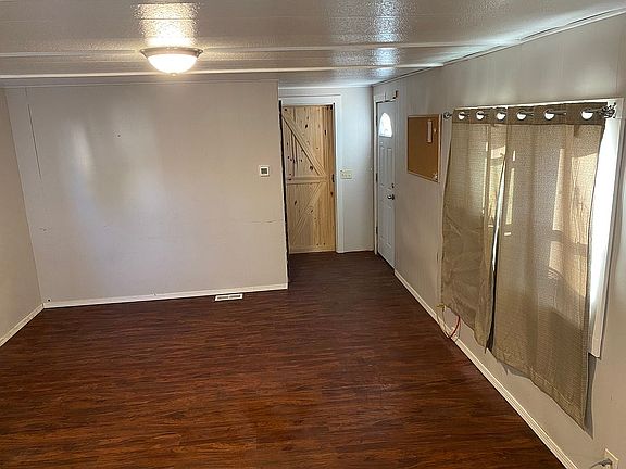 3rd image of 965 W Fetterman St