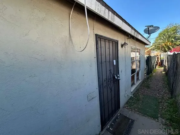 1130 E Grand Ave, Escondido, CA 92025