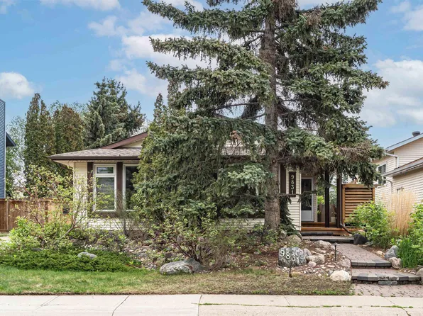 9831 185th St NW, Edmonton, AB T5T 3L7