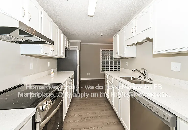 1378 Fieldstone Trl — Photo 8